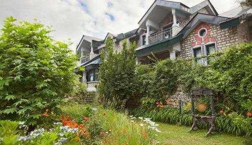 One-Bedroom Cottage