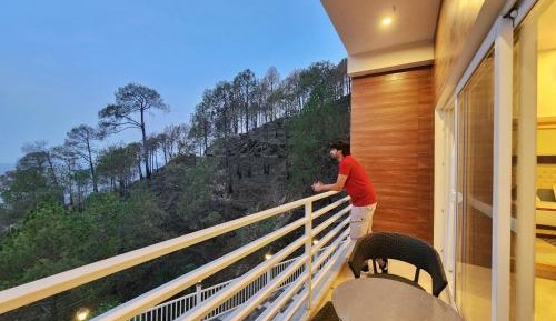King Room with Balcony