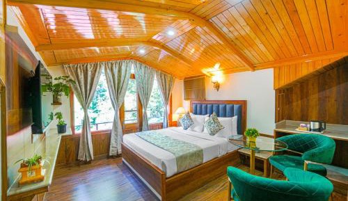 Deluxe King Room