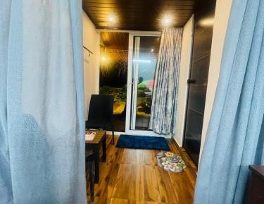 Deluxe Double Room with Balcony and Sea View