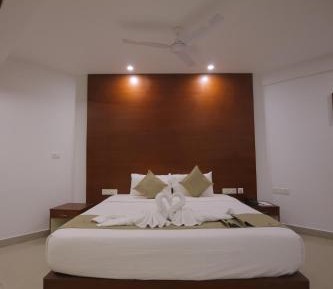 Superior King Suite