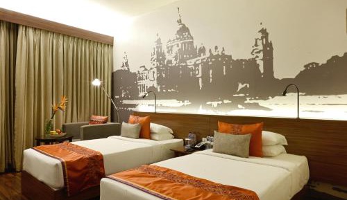 Superior Room City View Twin Bed