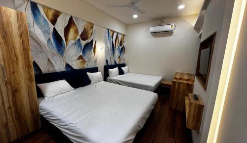 Deluxe Family Room