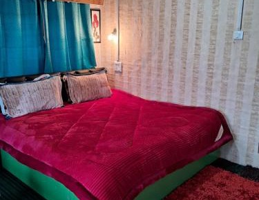 King Room with Garden View