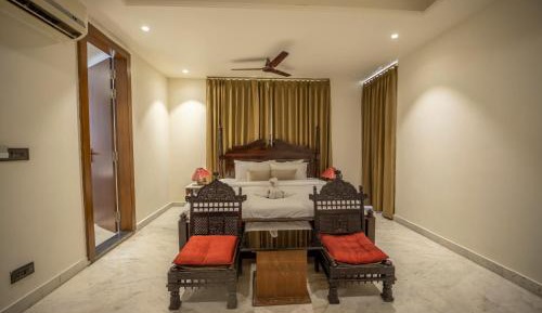 Deluxe Double or Twin Room