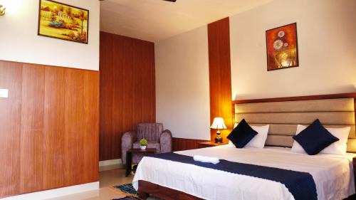 Double Room with Lake View