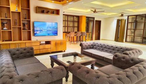 Penthouse Apartment