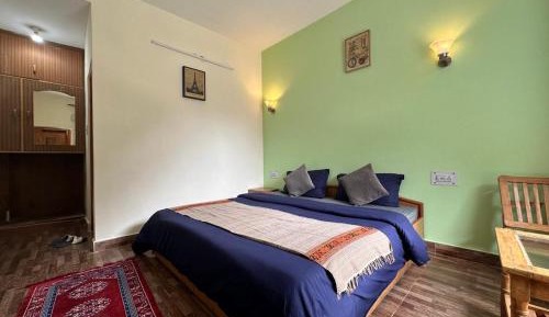 Double Room with Mountain View