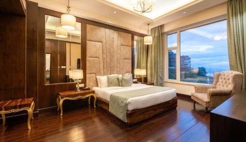 Mayflower Suite