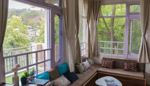 Apartment with View and Balcony