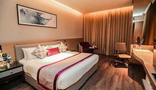 Deluxe Room - Pick and Drop-off To Golden Temple- Complimentary One Time .