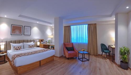 Deluxe Room - 1 Double Bed with 15% discount on food, beverages, spa and laundry | Happy Hours from 12pm to 7pm 