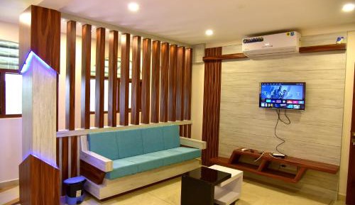 Deluxe Double Room (2 Adults + 1 Child)