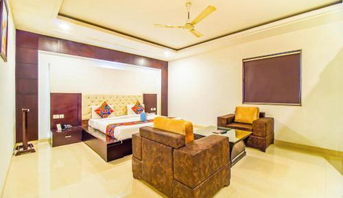 Deluxe Suite