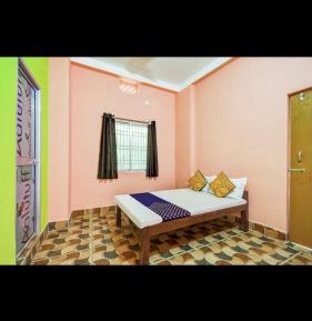 Deluxe Double Room (2 Adults + 1 Child)