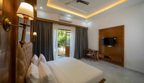 Double Room with Patio