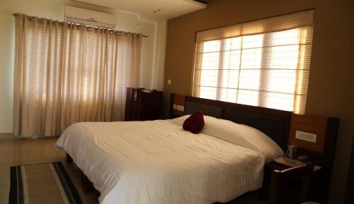 Double or Twin Room with Balcony
