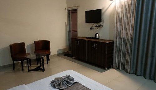 King Room with Balcony