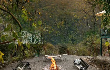 Hideaway River View Room - Complimentary morning Yoga session (7 AM – 8 AM) and Evening Tea, plus a 10% discount on Spa treatments, Laundry services, and River Rafting adventures