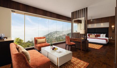 Suite with Mountain View