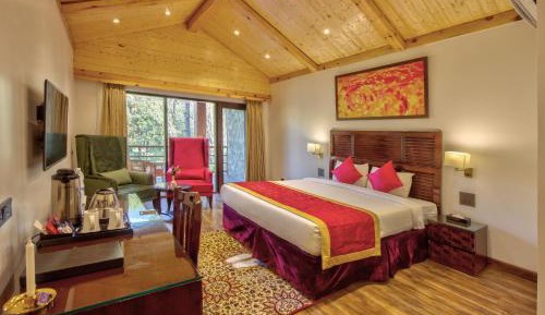 Premier Room with Garden - Sports Room with Air Hockey, Pool Table, Snooker Table, and various board games Outdoor activities such as Lawn Tennis, Basketball, Mini-Golf, Croquet, Lawn Chess, Darts, and a Badminton Court