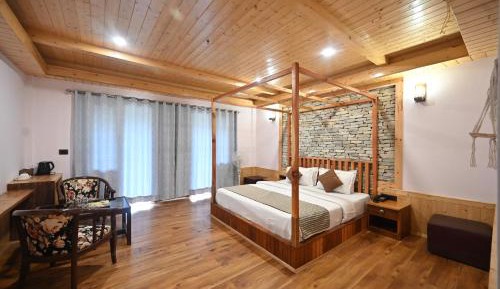 King Room with Balcony