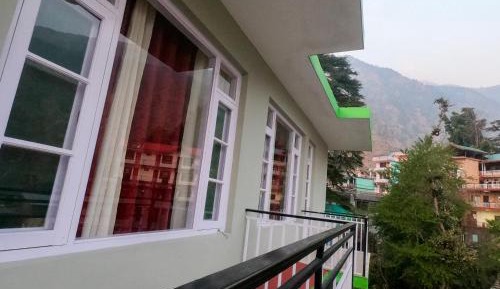 Family Room with Mountain View