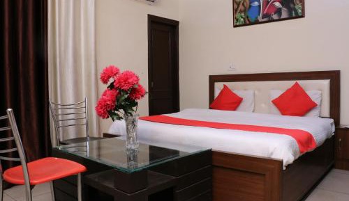 Deluxe Double Room with Balcony
