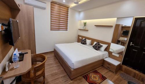Deluxe Family Room