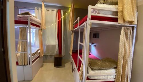 Bed in 4-Bed Mixed Dormitory Room