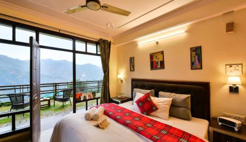 Triple Room with Balcony