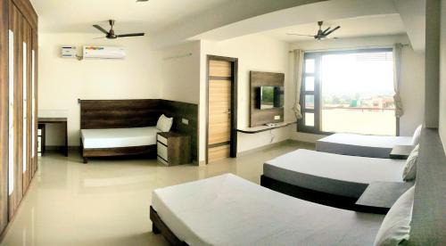 Deluxe Quadruple Room
