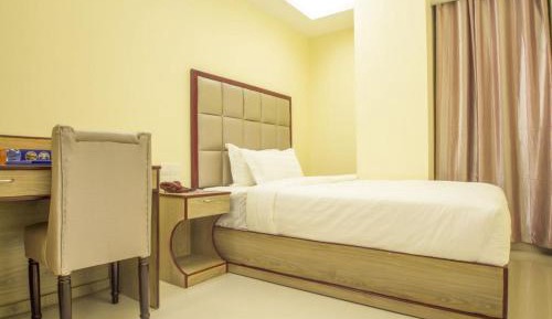Deluxe Family Suite