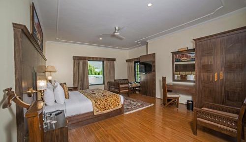 Superior King Room (Free Room Upgrade, Subject to Availability,15% off on 2-way Airport Transfer,Early Check-In upto 3 hours (subject to availability),Free Late check-out, Subject to Availability)