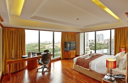 Gulshan Hotel | Six Seasons Hotel