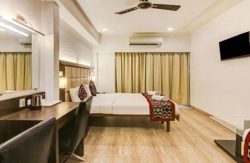 Belapur Hotel | Krishna Avatar Stay Inn