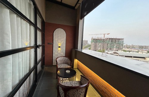 Ahmedabad Hotel | Apricot Motera