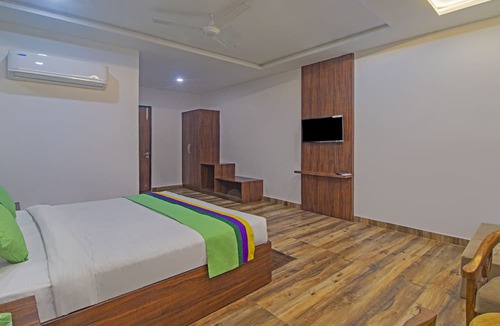 Agra Hotel | Treebo The Empire Near Taj Mahal Agra