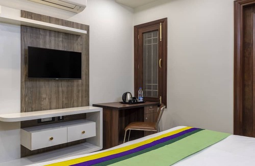 Sector 15 Hotel | Treebo MVM Residency