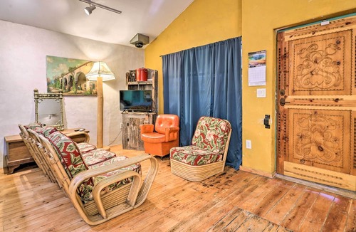Santa Cruz Cottage | Idyllic Española Casita w/Charcoal Grill