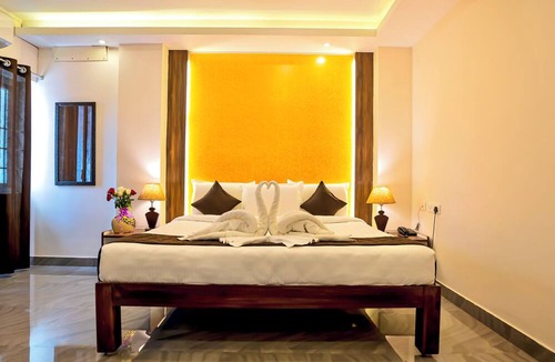 Kalapettai Hotel | Sai Senthoor Paradise