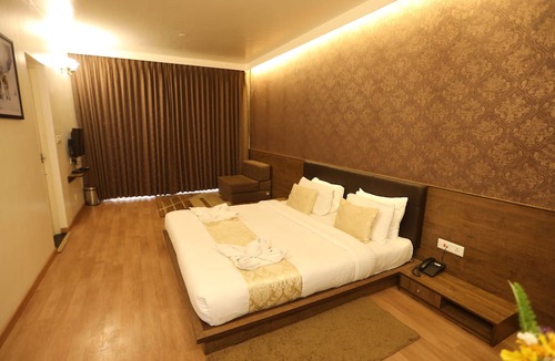 Thalayathimund Hotel | Delightz Inn Resorts