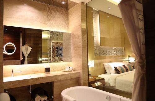 Sector 44 Hotel | Taj City Centre Gurugram