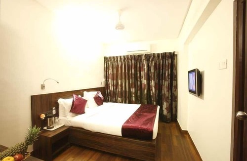 Chembur East Hotel | Hotel Plaza