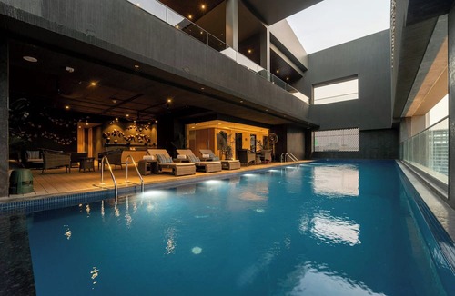 Vadodara Hotel | Courtyard By Marriott Vadodara