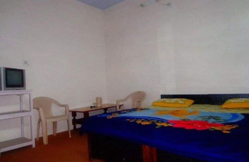 Kausani Hotel | Goroomgo Snow View Guest House Kausani
