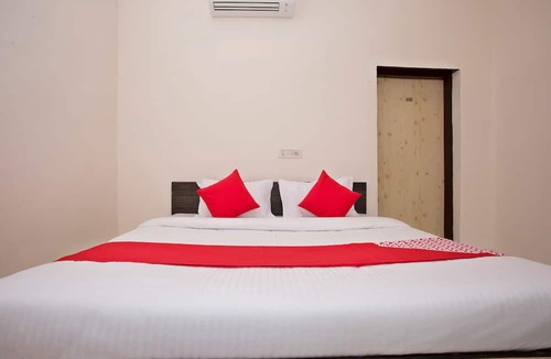 Titwala Hotel | OYO 28363 Hotel Sai Icon Residency