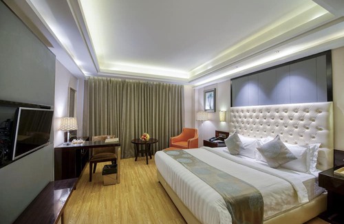 Raebareli Hotel | Om Clarks Inn Raebareli
