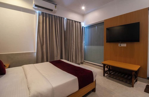 Sector 11 Hotel | Setrac Orange