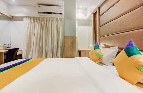 Navi Mumbai Hotel | Treebo Trip Aarush Inn